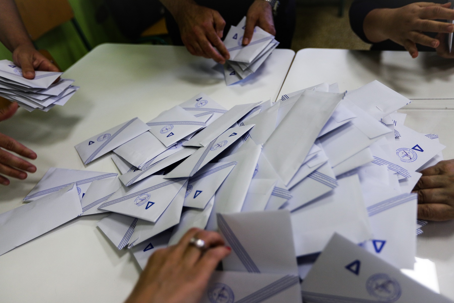 Εκλογές 2019: Μετακινούνται ψηφοφόροι από τη Ρόδο στο Καστελόριζο