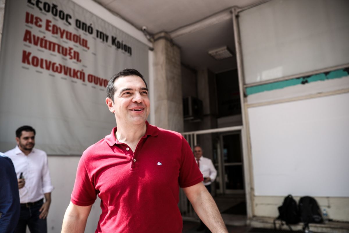 Αλέξης Τσίπρας: “Έχουμε τη βαριά ευθύνη να ανασυγκροτήσουμε τη δράση μας”