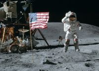 Apollo 11: Η Google του αφιερώνει το σημερινό Doodle
