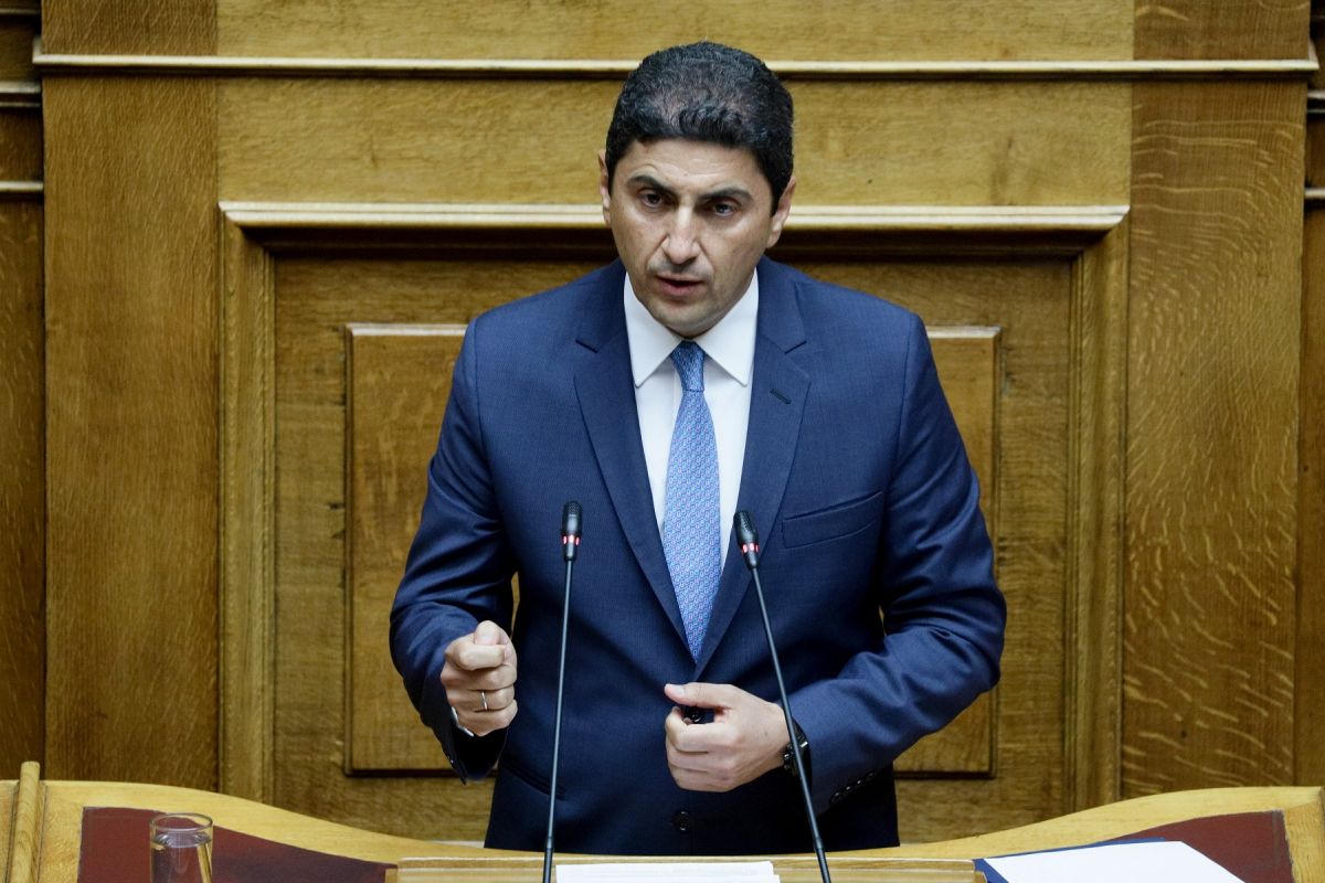 Αυγενάκης ενίσχυση αθλητικά σωματεία: 12 εκατομμύρια ευρώ στις ερασιτεχνικές ομάδες – Τι άλλο αποφασίστηκε