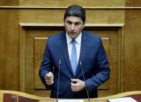 Αυγενάκης ενίσχυση αθλητικά σωματεία: 12 εκατομμύρια ευρώ στις ερασιτεχνικές ομάδες – Τι άλλο αποφασίστηκε