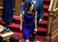 Έφη Αχτσιόγλου: “Η πρόθεση της ΝΔ είναι να ιδιωτικοποιήσει την κύρια και την επικουρική ασφάλιση”