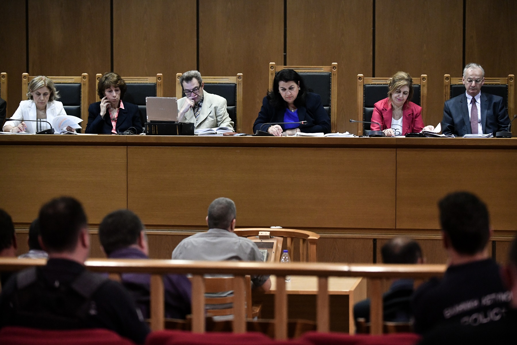 Δίκη Χρυσής Αυγής: Δεν είδε τον Ρουπακιά στο σημείο δολοφονίας Φύσσα ο πρώτος κατηγορούμενος
