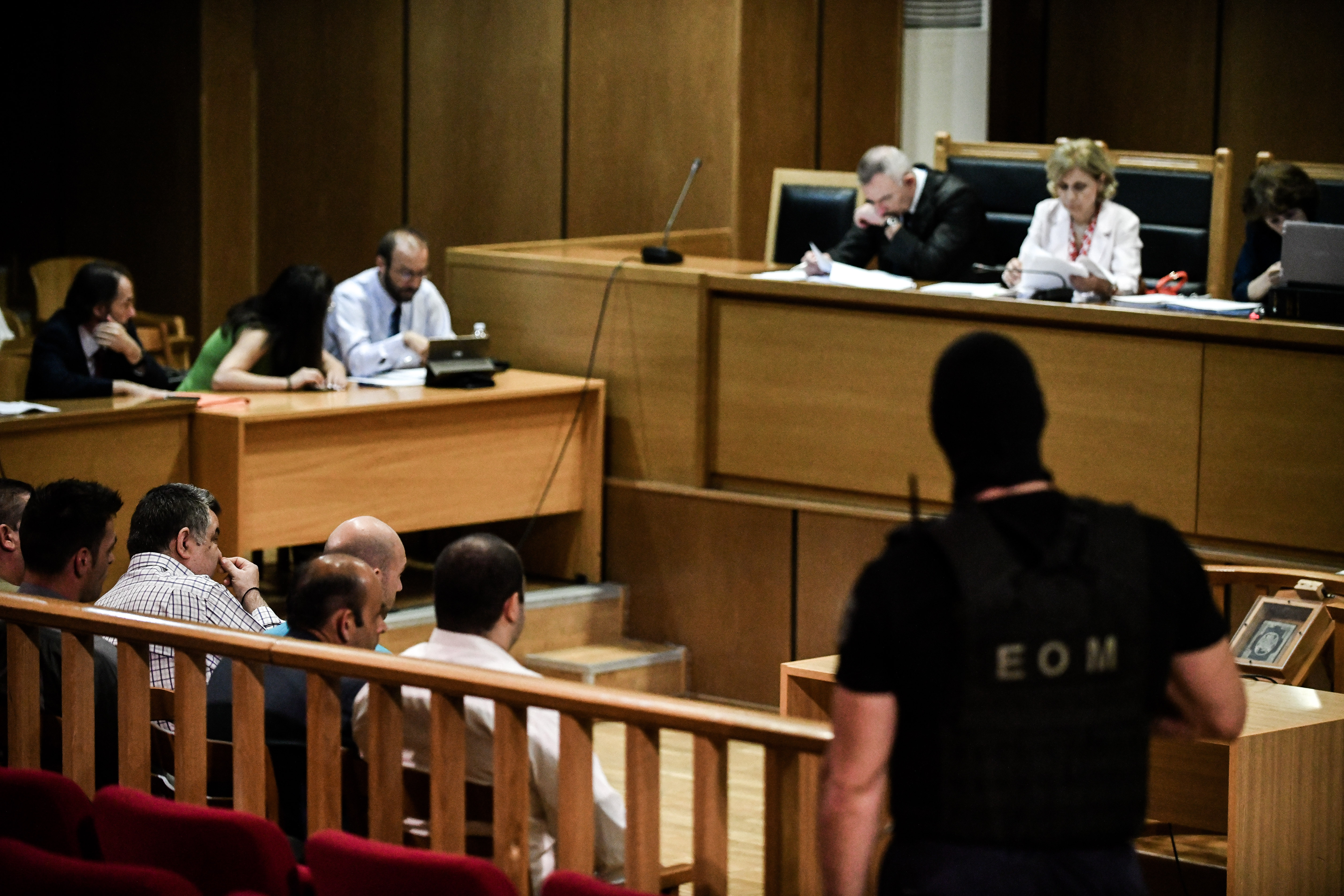 Δίκη Χρυσής Αυγής: Κάλυψη σε Ρουπακιά και “πολιτική σκοπιμότητα”