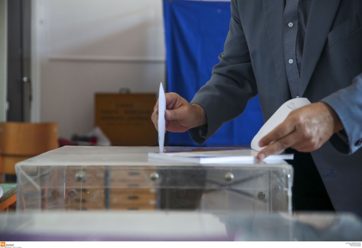 Δημοσκόπηση 2019: Στις 8 μονάδες η διαφορά ΝΔ – ΣΥΡΙΖΑ