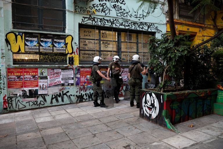 Εκλογές 2019 – Εξάρχεια: Θα επαναληφθεί η εκλογική διαδικασία όπου έκλεψαν την κάλπη οι κουκουλοφόροι