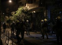Εξάρχεια: Επεισόδια μετά την συγκέντρωση διαμαρτυρίας για την αποφυλάκιση Κορκονέα (pics)
