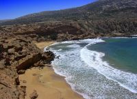 Γαύδος: Επιχειρηματίας νοίκιαζε μέσω Airbnb πολυτελείς… σκηνές