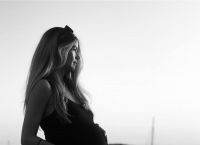 Ιωάννα Παππά: Φωτογραφήθηκε λίγο πριν γεννήσει