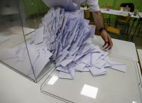 Αποτελέσματα εκλογών 2019: Ποιοι κερδίζουν τη μάχη του σταυρού στις μεγάλες περιφέρειες