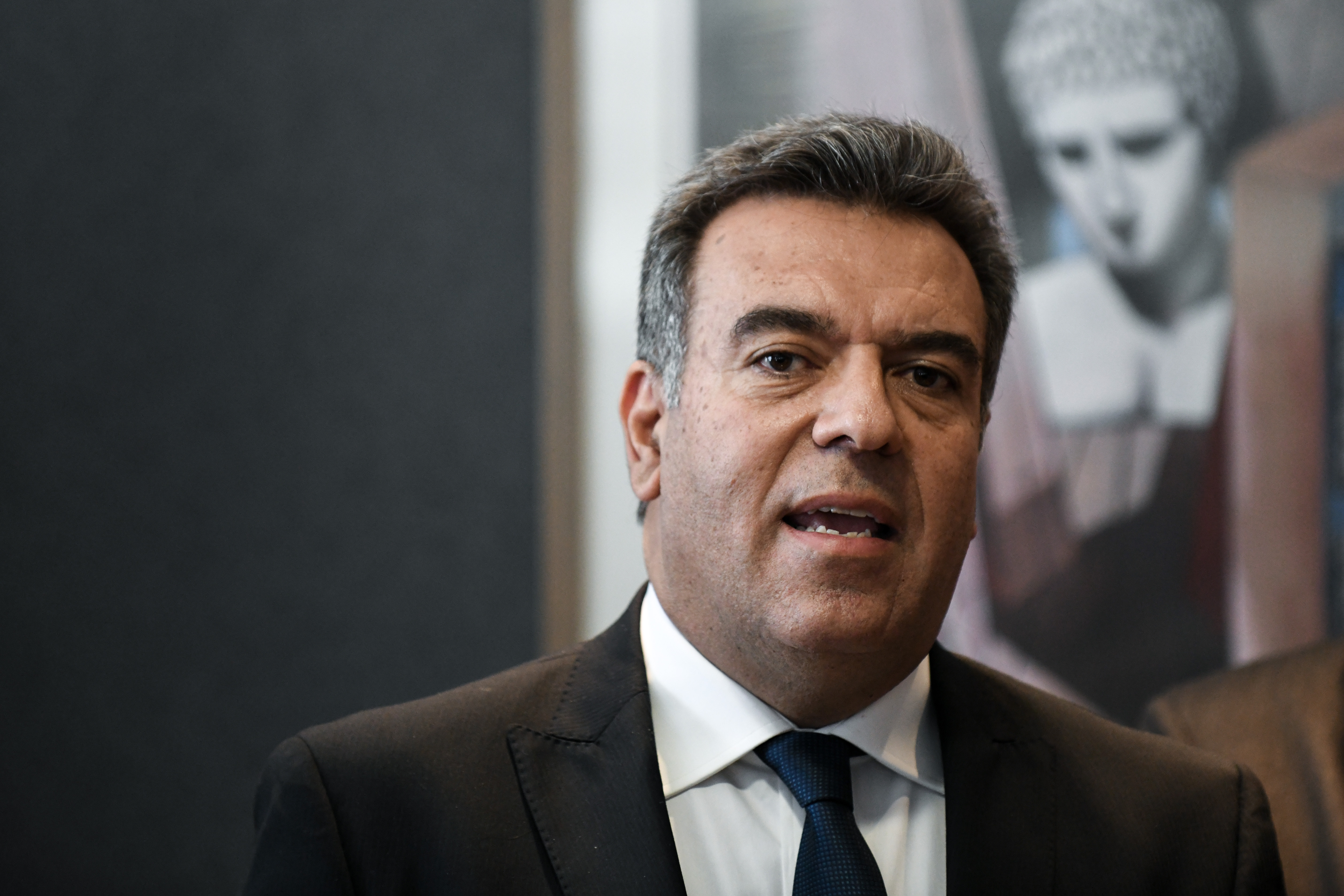 Μάνος Κόνσολας