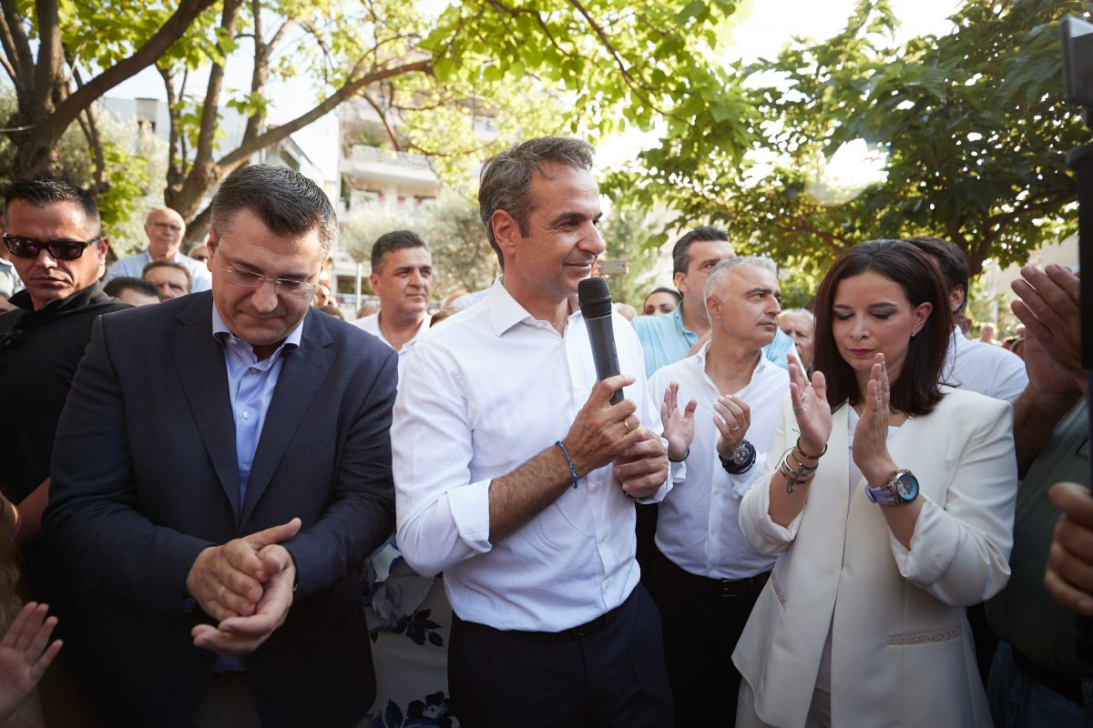 Κυριακός Μητσοτάκης: Αποθέωση στην πλατεία Αριστοτέλους – «Να’ τος, να’ τος ο πρωθυπουργός»