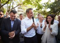 Κυριακός Μητσοτάκης: Αποθέωση στην πλατεία Αριστοτέλους – «Να’ τος, να’ τος ο πρωθυπουργός»