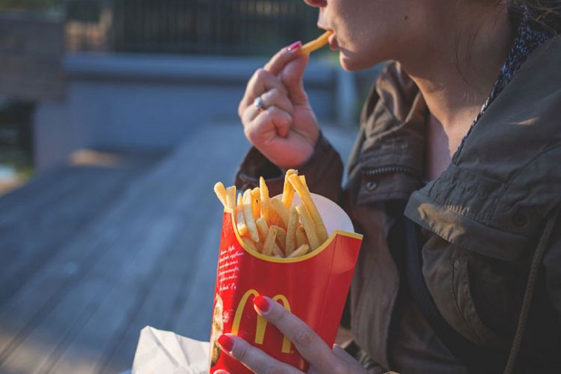 McDonald’s: Γυναίκα πυροβόλησε επειδή οι πατάτες της ήταν κρύες