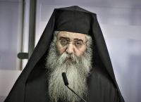 Μητροπολίτης Μόρφου: Πάταγος στο twitter με τις ατάκες του για τις εγκύους