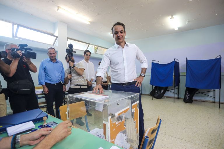Εκλογές 2019: Ένταση στο εκλογικό κέντρο που ψηφίζει ο Κυριάκος Μητσοτάκης