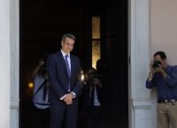 Νέα κυβέρνηση: Ο πρωινός καφές Μητσοτάκη – συνεργατών και η ορκωμοσία