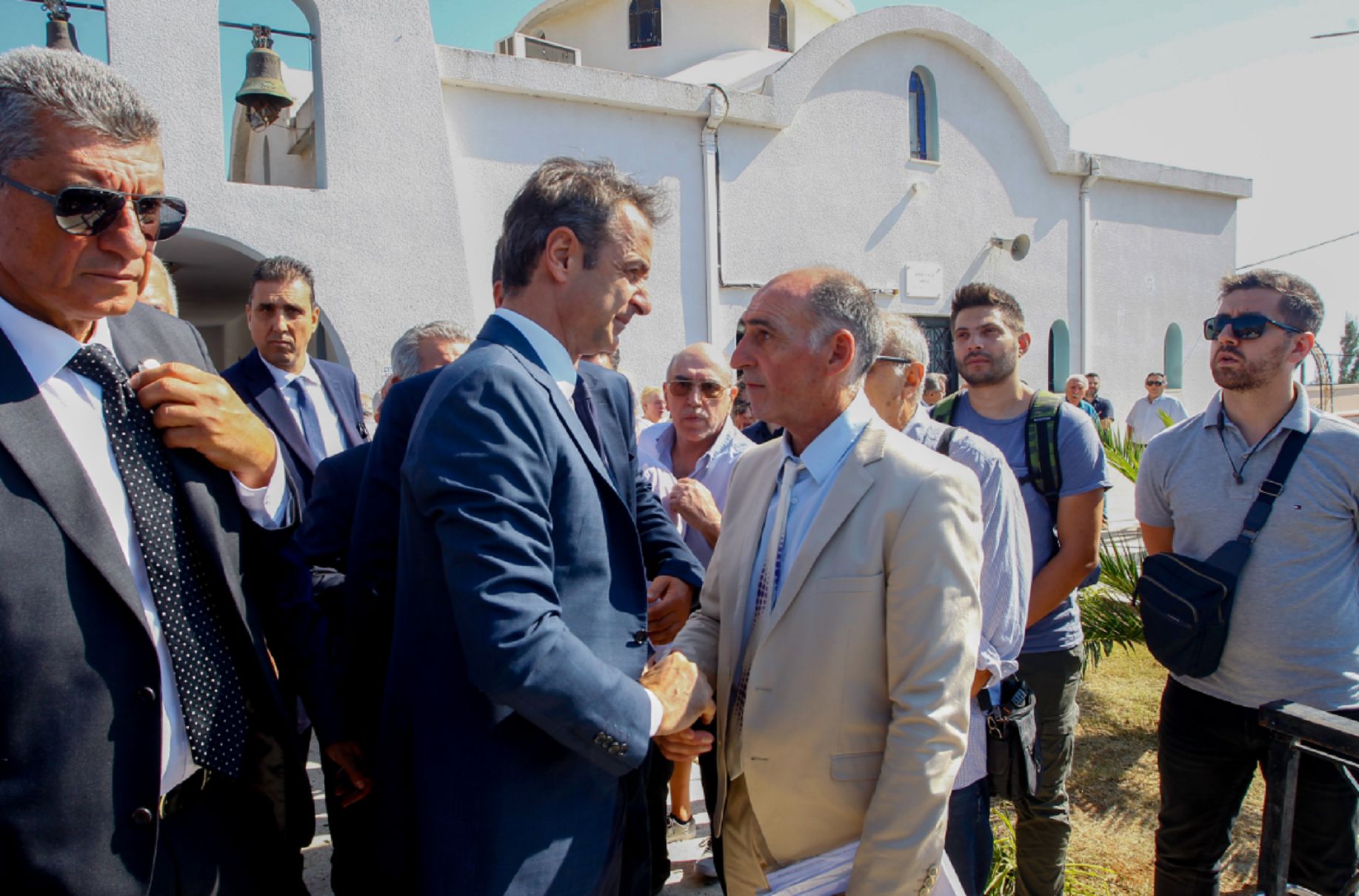 Μάτι: Ο Κυριάκος Μητσοτάκης στο ετήσιο μνημόσυνο για τα θύματα της τραγωδίας (pics)