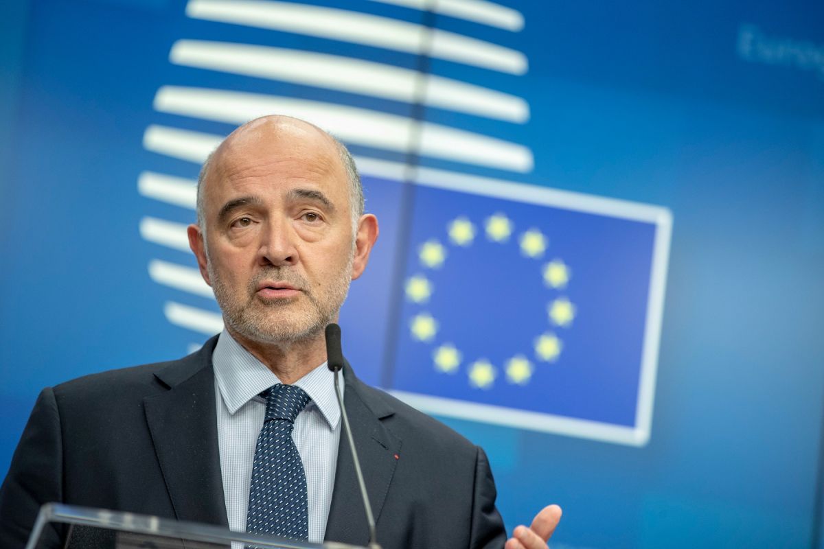 Πιερ Μοσκοβισί: “Η Ελλάδα δεν γίνεται να πετυχαίνει πάντοτε πλεονάσματα 3,5%”