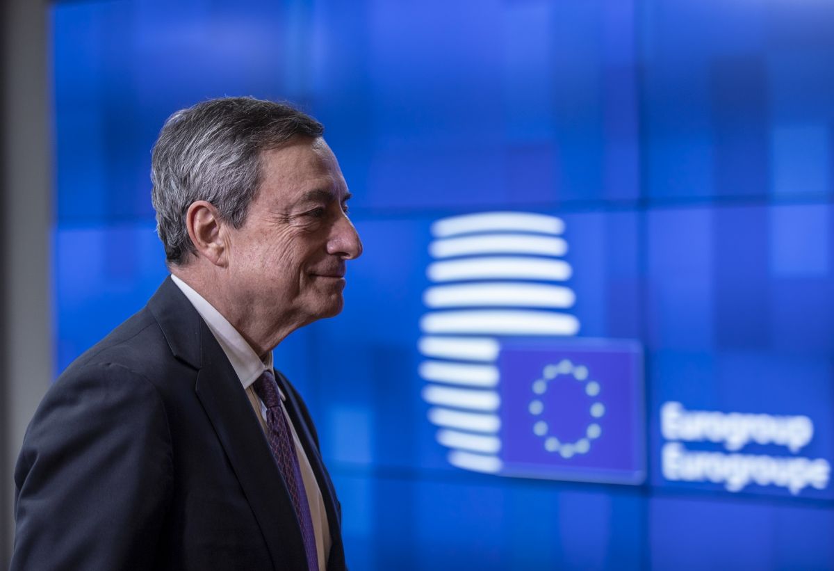 Μάριο Ντράγκι: Ανοικτό το ενδεχόμενο για νέο πρόγραμμα ποσοτικής χαλάρωσης τον Σεπτέμβριο