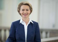 Ούρσουλα φον ντερ Λάιεν για μεταναστευτικό: Η Τουρκία να απομακρύνει τους μετανάστες από τα ελληνικά σύνορα