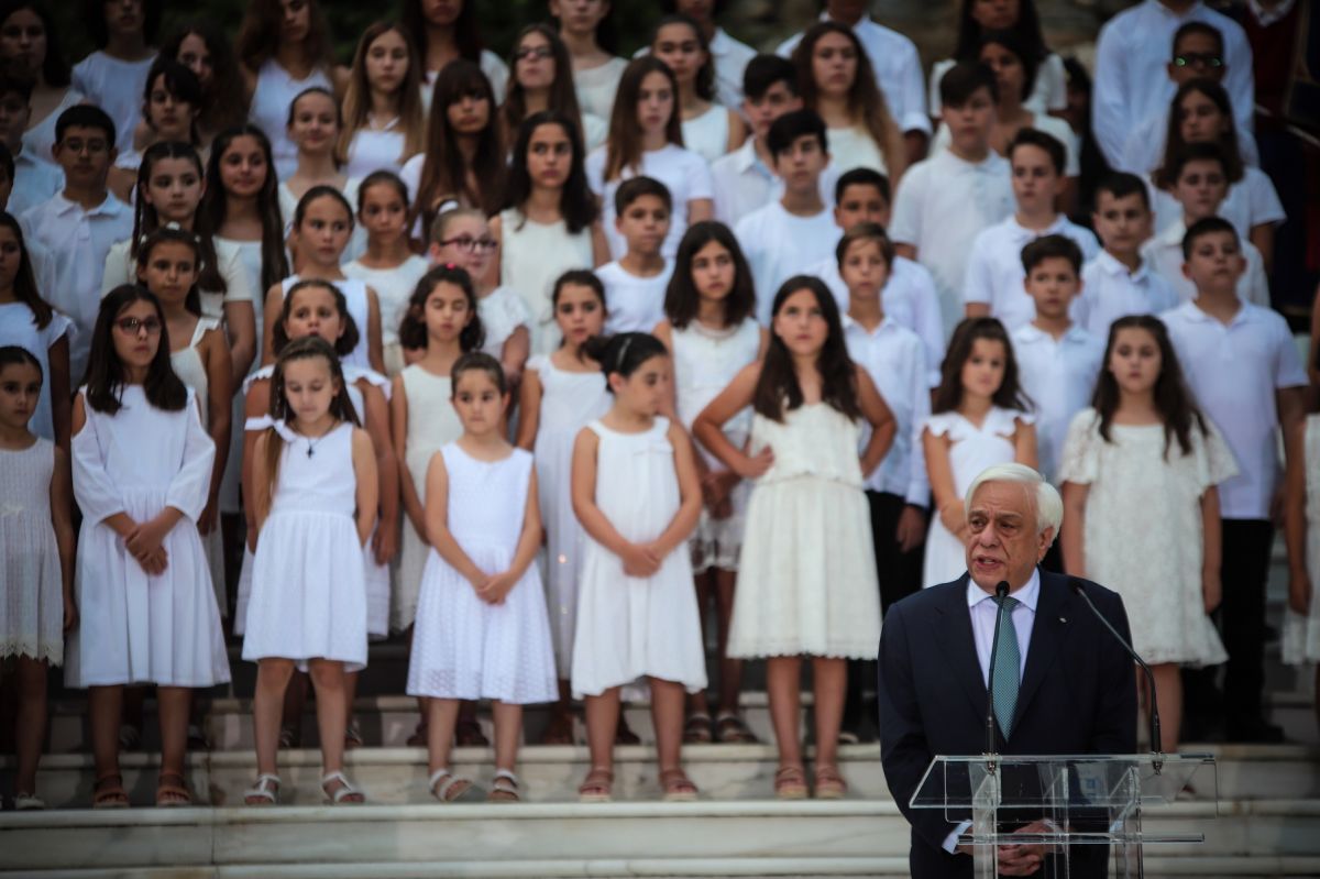 Προκόπης Παυλόπουλος: Το μήνυμα του για την επέτειο Αποκατάστασης της Δημοκρατίας