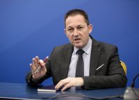 Πέτσας κορωνοϊός: Πιθανά τοπικά lockdown – Τι είπε για SMS, πλοία και μάσκες Πέτσας κορωνοϊός: Πιθανά τοπικά lockdown – Τι είπε για SMS, πλοία και μάσκες