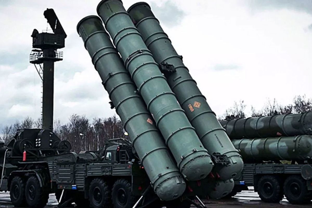 Τουρκία S-400: Έφτασαν τα πρώτα τμήματα των συστημάτων αεράμυνας