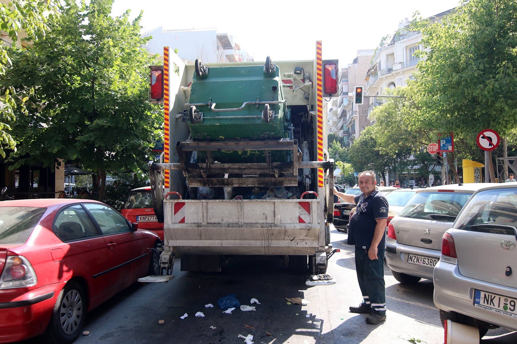 Τραγωδία στο Χαϊδάρι: Απορριματοφόρο σκότωσε 39χρονη γυναίκα
