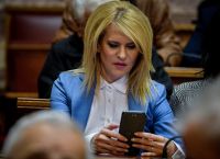 Θεοδώρα Τζάκρη: Να πούμε “ναι” στην κατάργηση του πανεπιστημιακού ασύλου