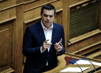 Αλέξης Τσίπρας: “Καλούμαστε να περιφρουρήσουμε το δικαίωμα στη δημόσια εκπαίδευση”