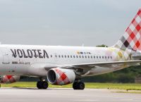 Volotea: Ακύρωσε πτήση από τη Μύκονο και έστειλε τους επιβάτες στην Αθήνα με το πλοίο