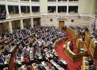 Ψήφος αποδήμων: Η οριστική πρόταση της ΝΔ – Σενάριο για υπερψήφιση με 300 ψήφους