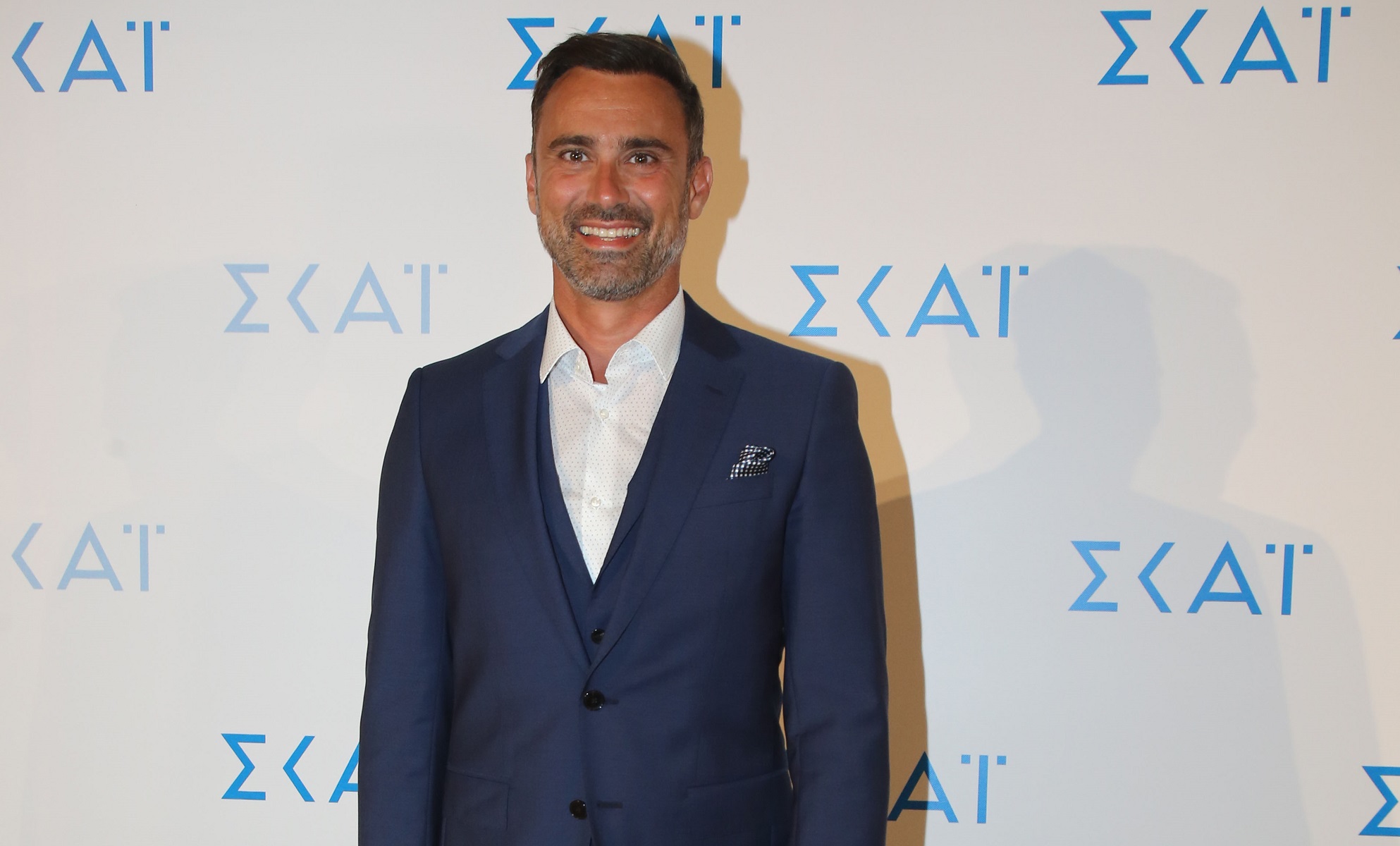 Γιώργος Καπουτζίδης: Το τρέιλερ της πρώτης θεατρικής παράστασής του (vid)