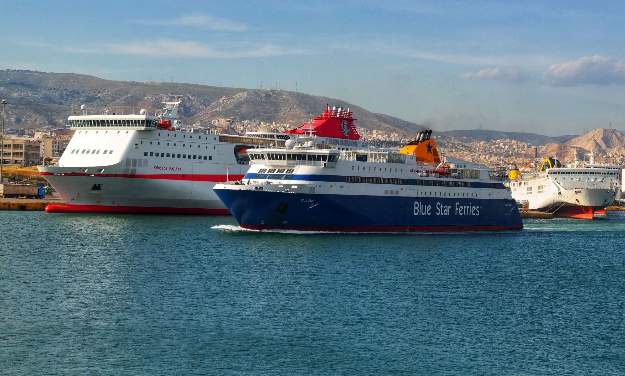 Blue Star Naxos: Έκτακτες αλλαγές στα δρομολόγια λόγω της βλάβης