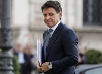 Κορωνοϊός Ιταλία: Κλείνουν τα πάντα εκτός από φαρμακεία και σούπερ μάρκετ για 15 μέρες