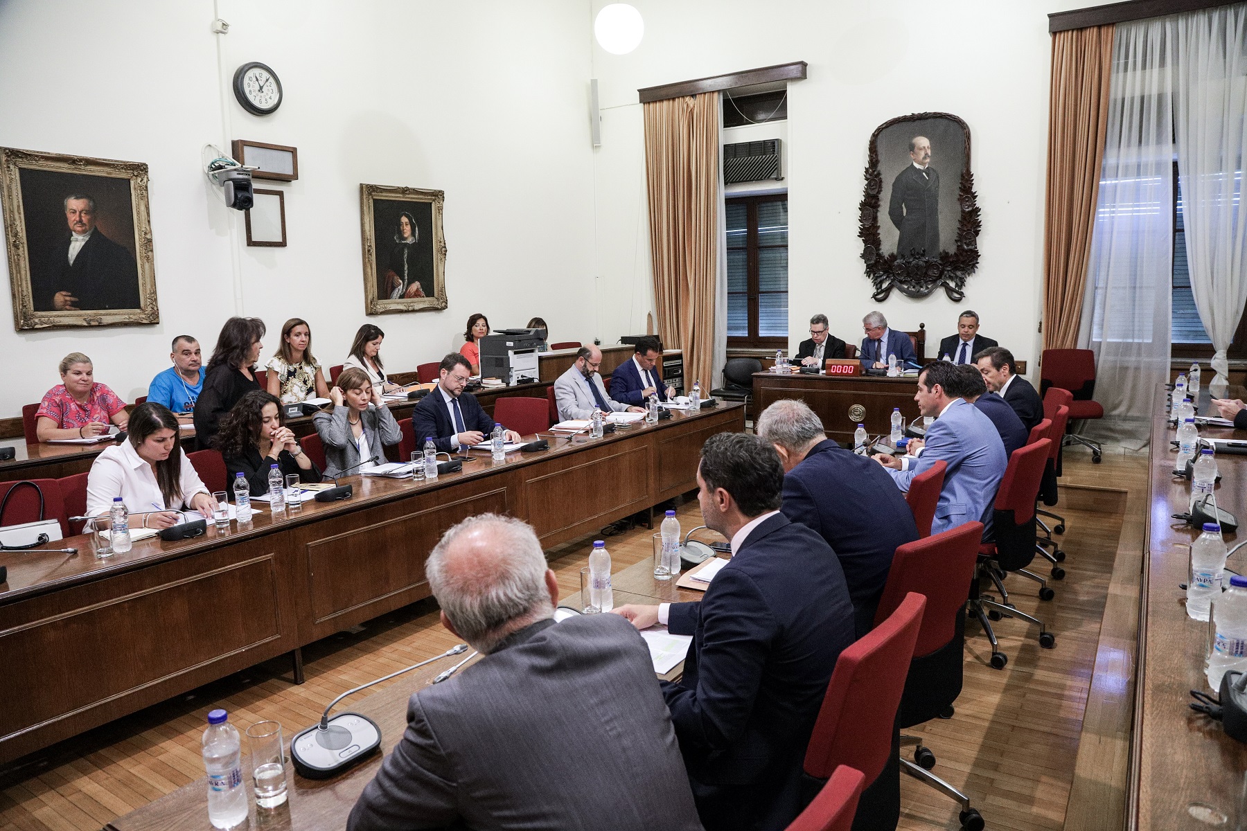 Επιτροπή θεσμών: Θετική η γνώμη της για τα υποψήφια νέα μέλη της Επιτροπής Ανταγωνισμού