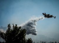 Φωτιά Εύβοια: Συνεχίζεται η μάχη με τις φλόγες – Στο Συντονιστικό Κέντρο ο πρωθυπουργός