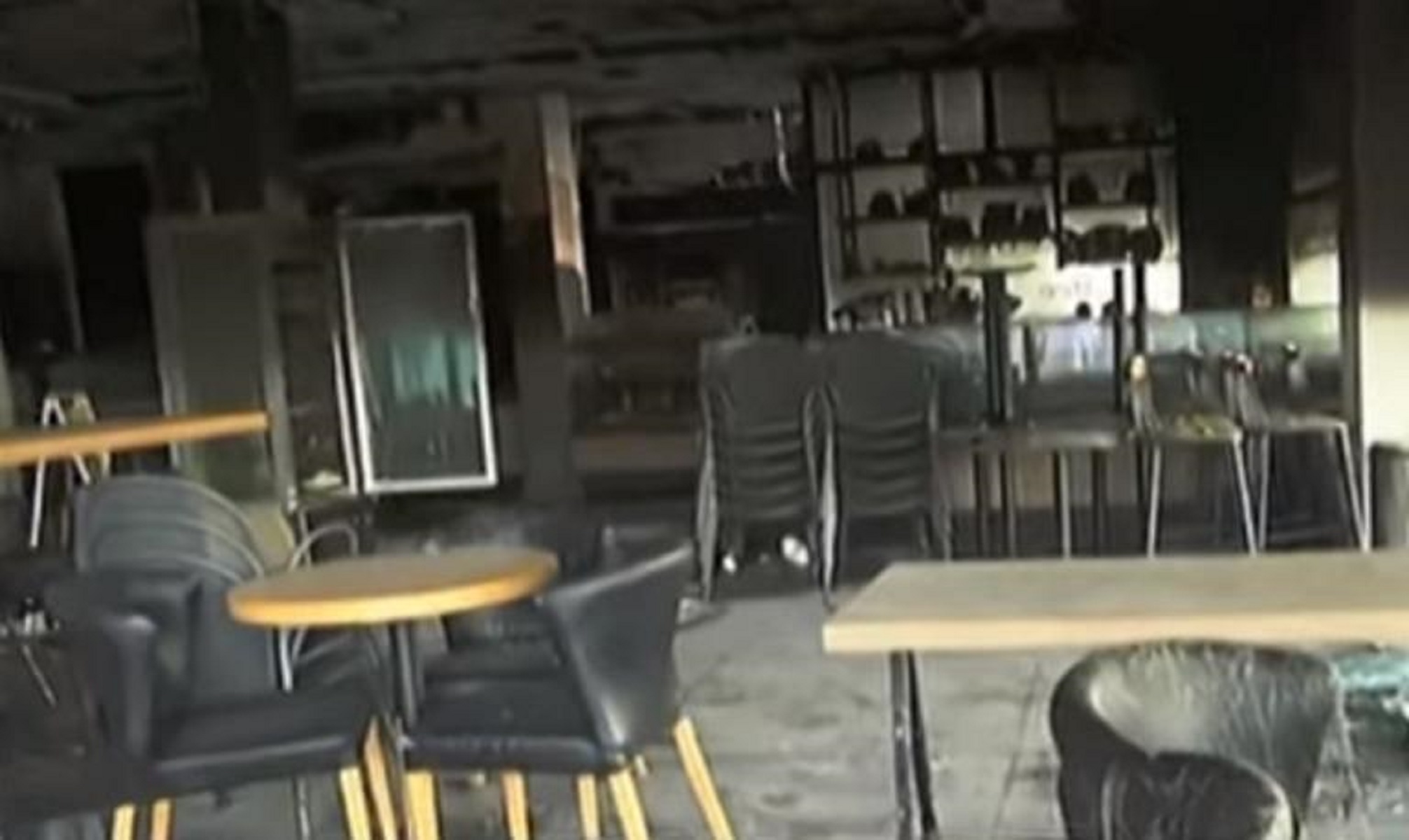Φωτιά σε φούρνο στο Ελληνικό – Εξετάζει εμπρησμό η αστυνομία