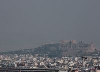 Τρία χρόνια από το προσδόκιμο ζωής χάνουν οι Αθηναίοι λόγω νέφους