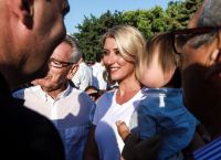 Σία Κοσιώνη: Μίλησε για τον έρωτα της με τον Κώστα Μπακογιάννη Σία Κοσιώνη: Μίλησε για τον έρωτα της με τον Κώστα Μπακογιάννη