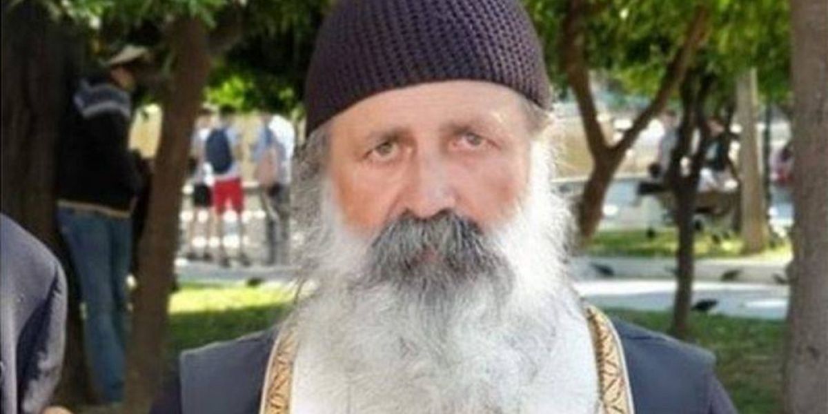 Αρχιμανδρίτης Χριστόδουλος: Ανακοίνωσε πως κάνει εξομολογήσεις στο… messenger