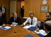 Κυριάκος Μητσοτάκης: Δεν θα υπάρχει δίκυκλο χωρίς κράνος – Θα δοθούν φορολογικά κίνητρα