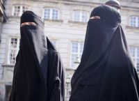 Μπούρκα: Θα εφαρμοστεί η απαγόρευση στην Ολλανδία;