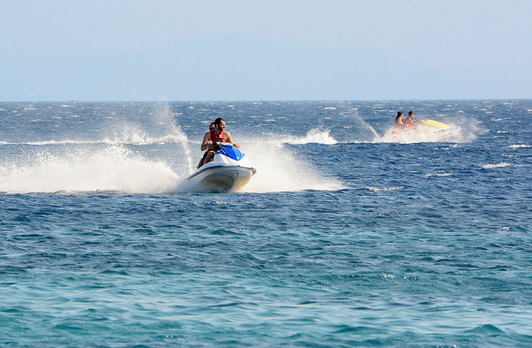 Μύκονος: Νεκρός ένας χειριστής jet ski στο Super Paradise