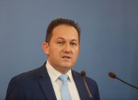 Στέλιος Πέτσας για οικονομία: «Κανείς δεν μπορεί να ξέρει σήμερα ποιο θα είναι το ακριβές νούμερο της ύφεσης» Στέλιος Πέτσας για οικονομία: «Κανείς δεν μπορεί να ξέρει σήμερα ποιο θα είναι το ακριβές νούμερο της ύφεσης»