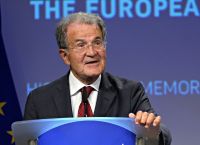 Ιταλία: Παρέμβαση υπέρ μίας κυβέρνησης συνεργασίας από τον Ρομάνο Πρόντι Ιταλία: Παρέμβαση υπέρ μίας κυβέρνησης συνεργασίας από τον Ρομάνο Πρόντι