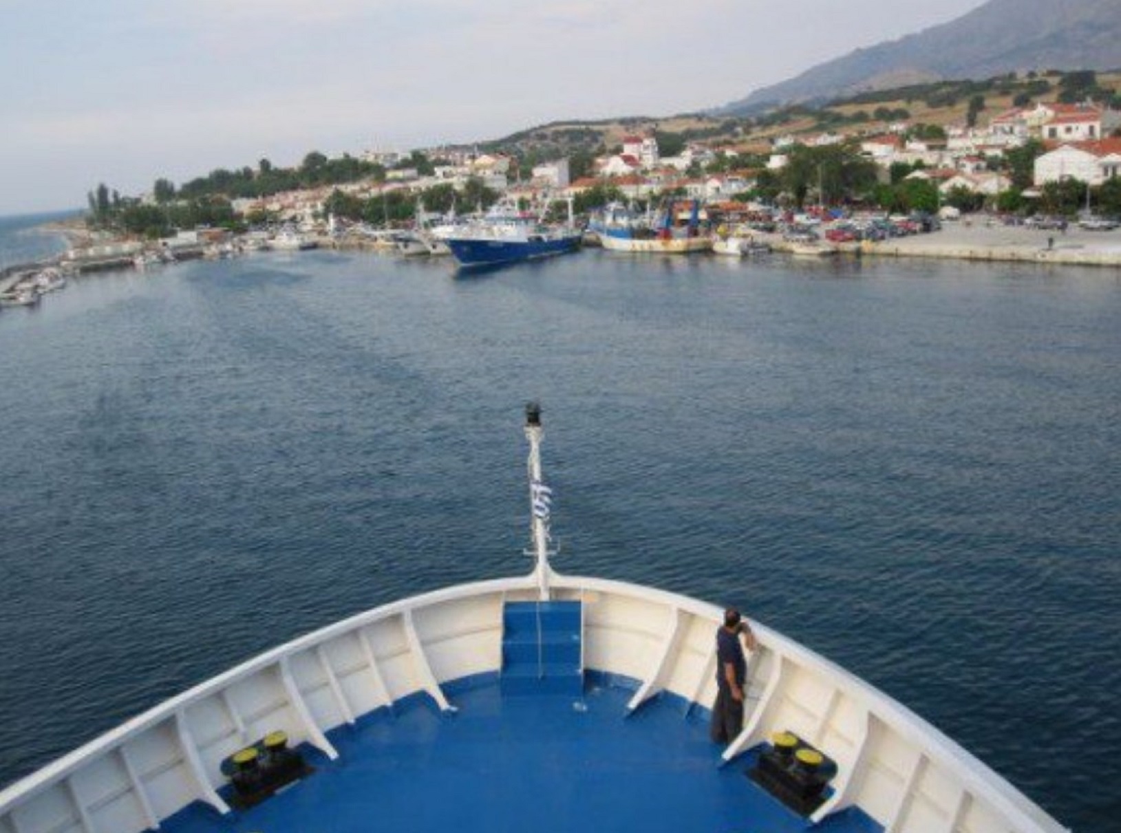 Σαμοθράκη: Πρόβλημα με την ακτοπλοϊκή σύνδεση – Πλοίο δεν κατάφερε να δέσει στο λιμάνι