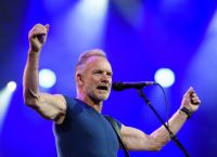 Στινγκ: Επίθεση στον Μπολσονάρου για τις πυρκαγιές στον Αμαζόνιο