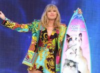 2019 Teen Choice Awards: Η Τέιλορ Σουίφτ βραβεύθηκε και ανακοίνωσε την κυκλοφορία του νέου της τραγουδιού